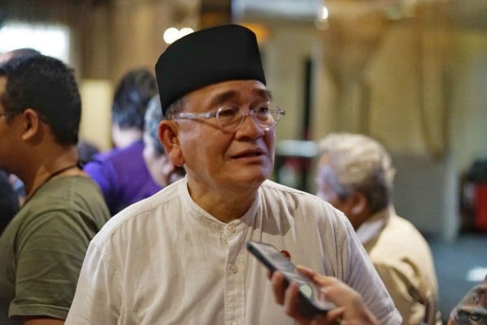 kenang_kedekatannya_dengan_mendiang_hotma_sitompul_ruhut_sitompul_banyak_yang_mengira_kami_adikkakak