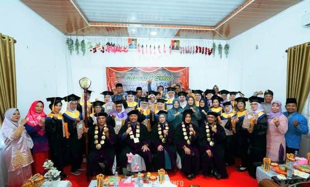 pertama_kalinya_pemkab_batu_bara_gelar_wisuda_lansia