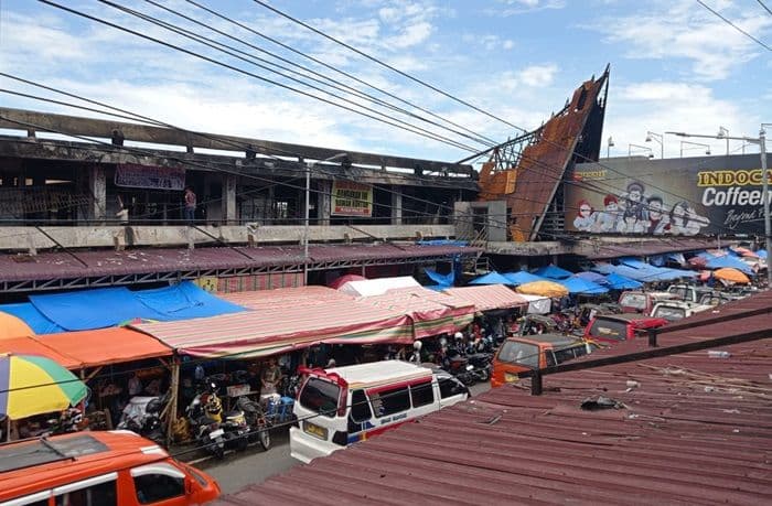 rencana_perobohan_gedung_iv_pasar_horas_siantar_kembali_tertunda