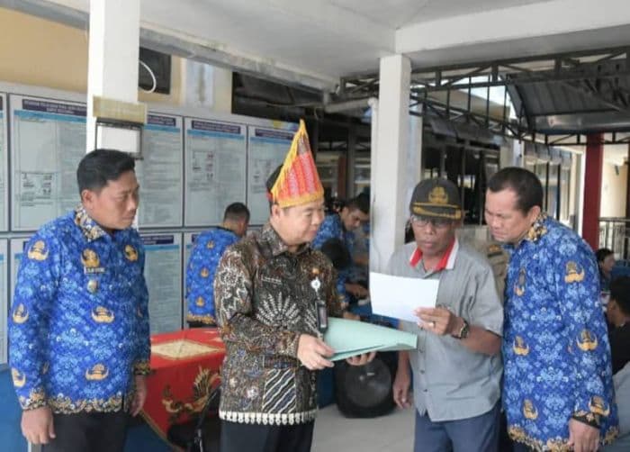 ditjen_dukcapil_apresiasi_perekaman_ktpel_di_deli_serdang_capai_100_persen