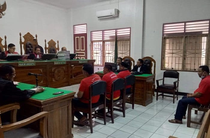 hakim_tolak_eksepsi_empat_debt_collector_perampas_mobil_di_medan