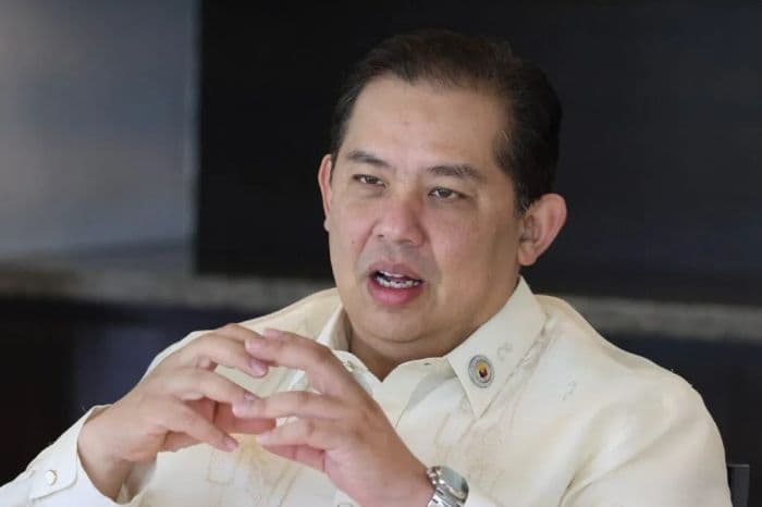 ketua_dpr_martin_romualdez_mundur_skandal_proyek_hantu_guncang_politik_filipina