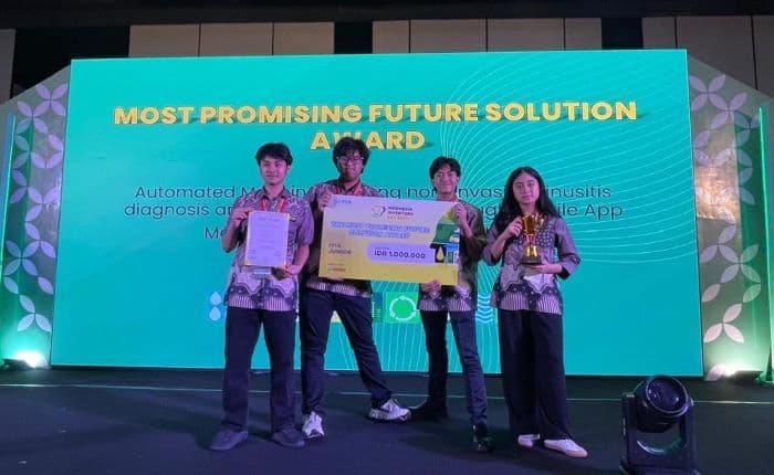 tim_siswa_misj_raih_emas_dan_best_award_di_indonesia_inventors_day_2025_