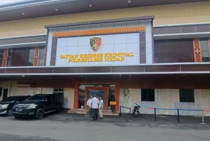 polisi_tangkap_pelaku_penggelapan_mobil_milik_sepupu_di_medan
