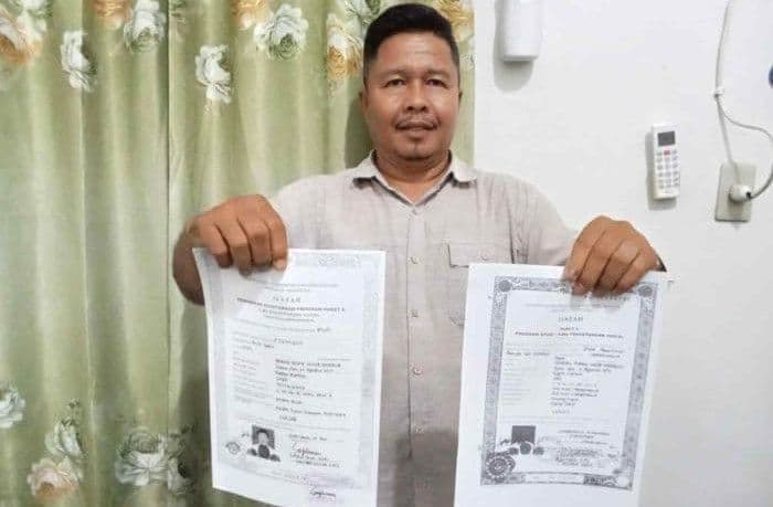 polres_tapteng_didesak_segera_tindak_dugaan_ijazah_palsu_anggota_dprd_aahm