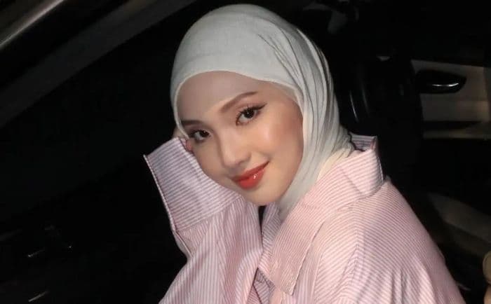 viral_tiktoker_julia_prastini_alias_jule_diterpa_isu_perselingkuhan_dengan_petinju_safrie_ramadan
