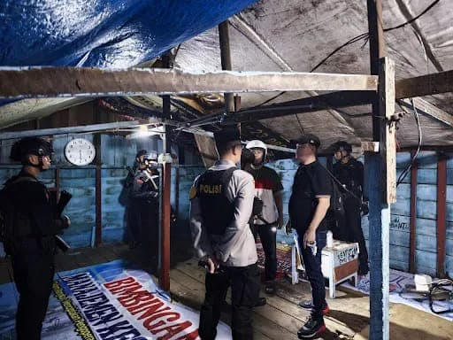 polres_pelabuhan_belawan_grebek_dua_lokasi_peredaran_narkoba_dua_orang_diamankan