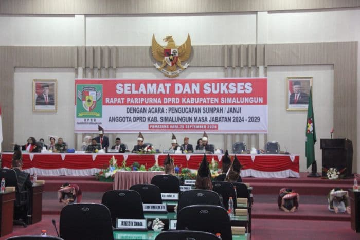 usai_ditunjuk_golkar_sugiarto_dilantik_jadi_ketua_dprd_simalungun