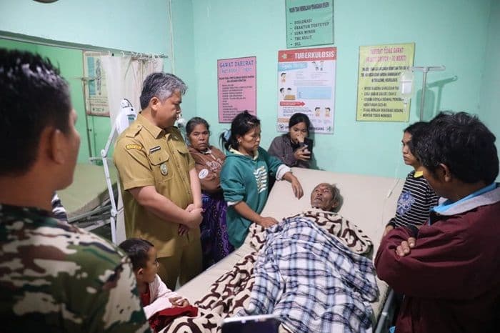 gempa_55_sr_di_taput_satu_meninggal_puluhan_rumah_dan_sekolah_rusak_