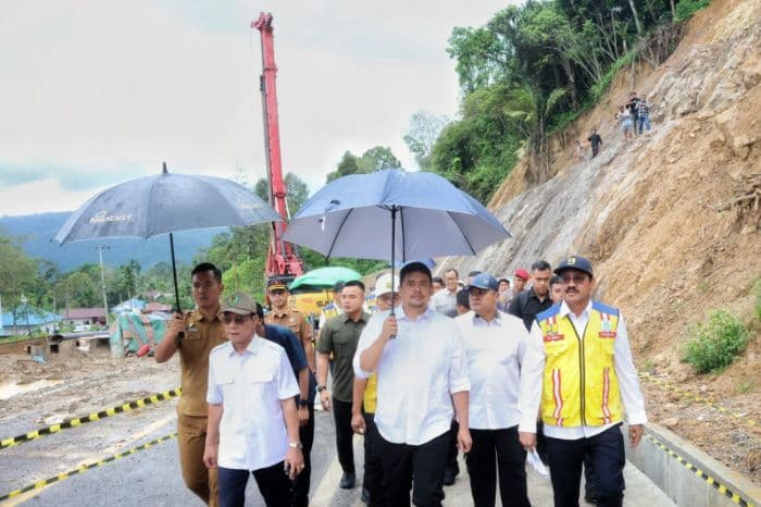 gubernur_sumut_pastikan_batu_jomba_bisa_dilalui_pemudik
