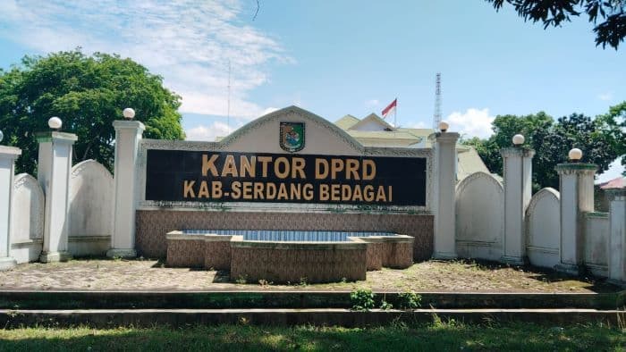 dianggap_tak_merespons_dumas_kinerja_ketua_dprd_sergai_dipertanyakan