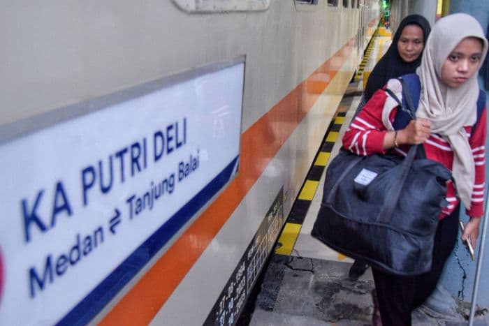 kai_sumut_sediakan_30_perjalanan_ka_selama_libur_paskah_2025