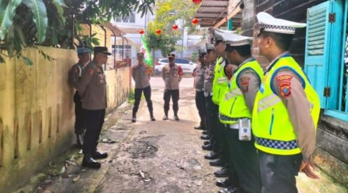 polisi_amankan_perayaan_hut_dewa_laut_di_klenteng_cetya_metta_karuna_sibolga_