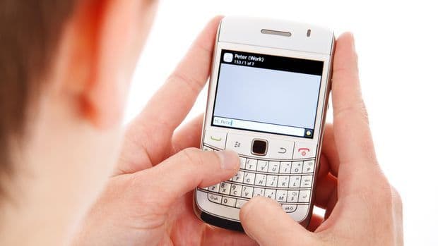 blackberry_ramai_diperbincangkan_di_media_sosial_kenapa