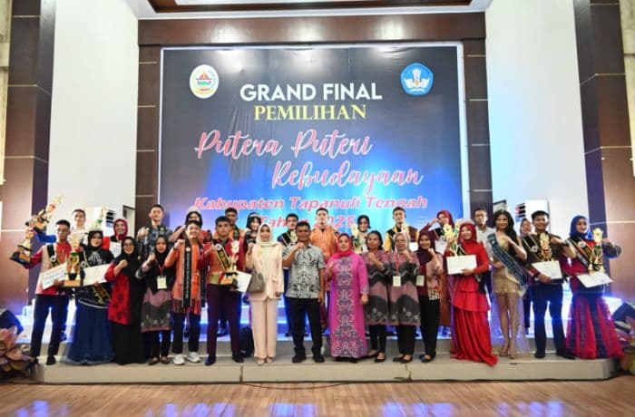 bupati_tapteng_anak_muda_jangan_lupakan_budaya