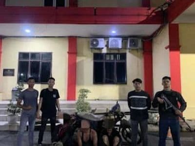 tiga_pencuri_besi_diringkus_tim_macan_polres_belawan_saat_beraksi_di_gudang_pt_arb