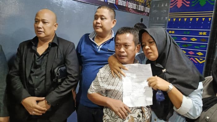 menang_banding_selamet_tukang_opak_asal_sergai_bebas_dari_tuduhan_korupsi