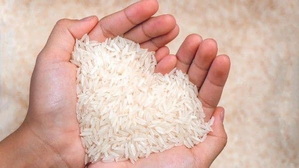 pengangkutan_logistik_tak_beroperasi_picu_harga_beras_di_nisel_tembus_rp30_ribu_per_kilogram