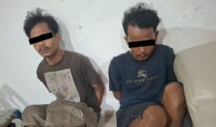 tertangkap_tangan_dua_pria_curi_besi_rel_diamankan_di_stasiun_pulo_brayan_