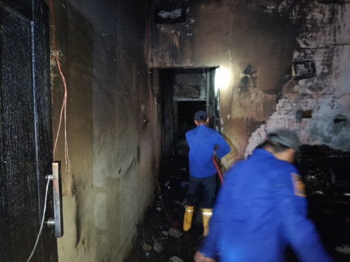 ditinggal_masak_jengkol_rumah_warga_di_lubuk_pakam_terbakar