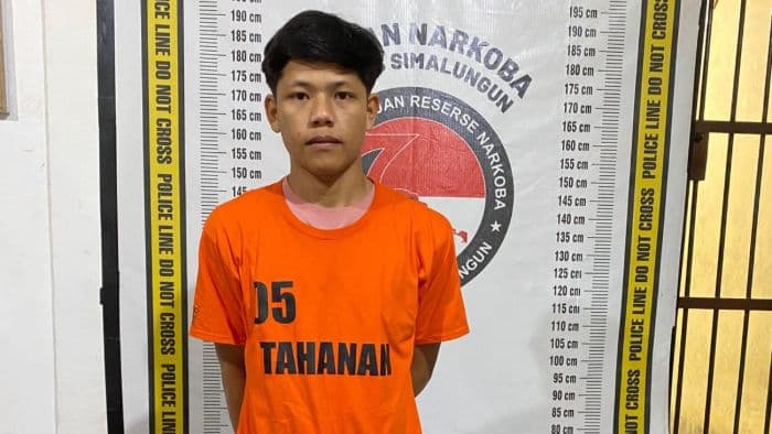 edarkan_sabu_pemuda_ini_diringkus_polisi_di_simalungun