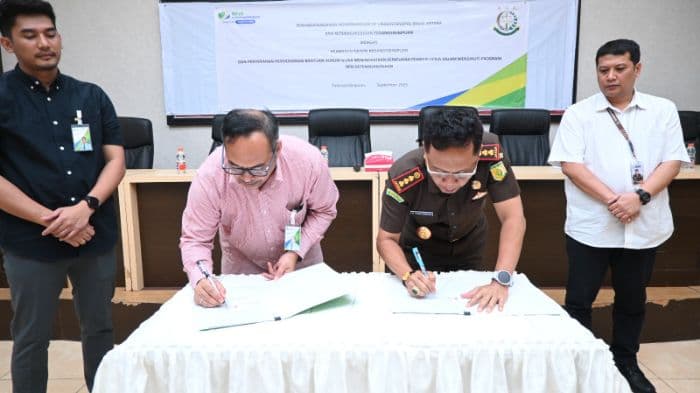 kejari_padangsidimpuan_dan_bpjs_ketenagakerjaan_teken_mou_pastikan_perlindungan_hak_pekerja