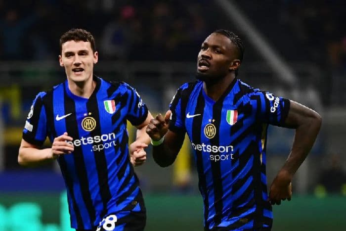 marcus_thuram_cetak_brace_inter_milan_tumbangkan_ajax_20_di_liga_champions_202526