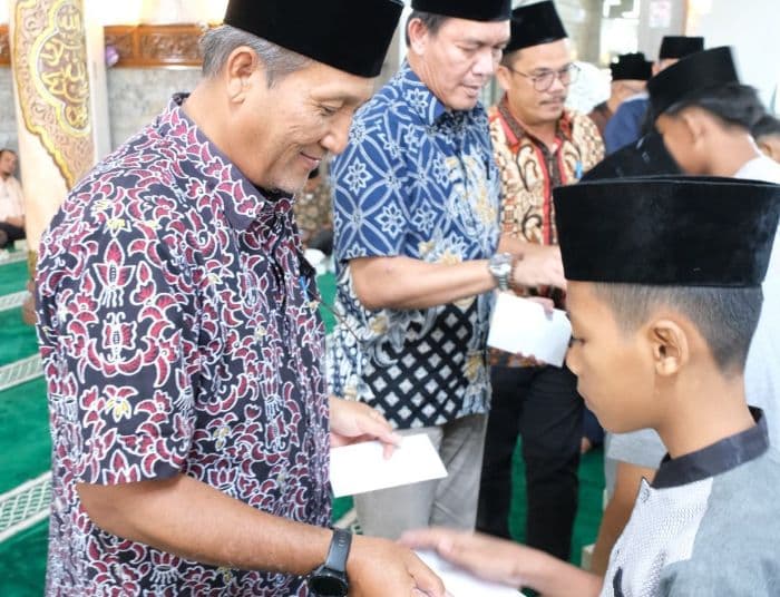 peringati_maulid_nabi_muhammad_refleksi_spiritual_di_tengah_tantangan_era_digital_dan_globalisasi