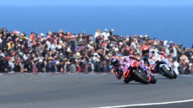 jadwal_motogp_australia_2025_mundur_1_jam_akibat_cuaca_buruk_di_phillip_island