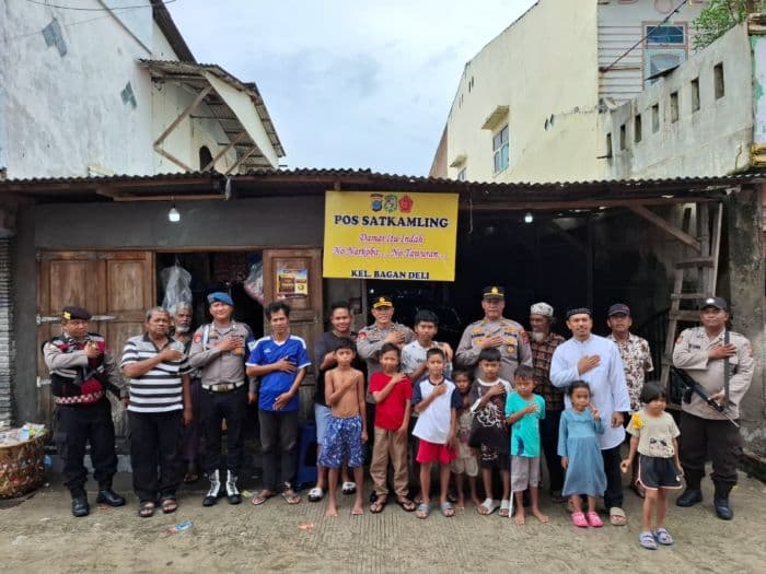 polres_pelabuhan_belawan_bangun_pos_satkamling_di_lokasi_rawan_tawuran