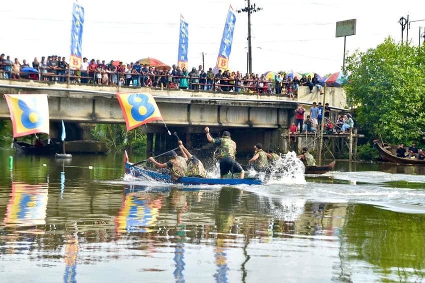 lomba_dayung_sampan_danyonif_8_marinir_cup_dipadati_warga_langkat