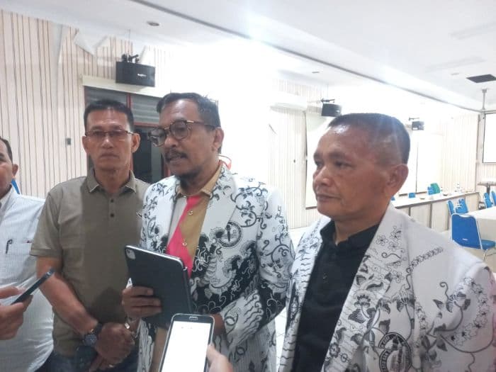 rakor_pgri_bahas_kelanjutan_organisasi_dan_inovasi_pendidikan