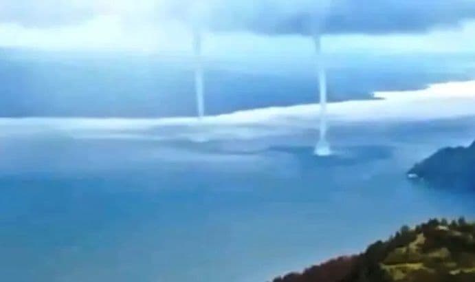 cuaca_di_danau_toba_berpotensi_hujan_yang_disertai_kilat_dan_angin_kencang