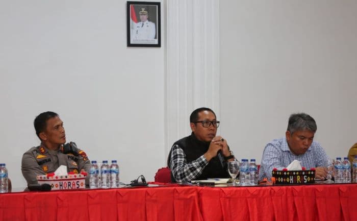 pastikan_penanganan_gempa_berjalan_baik_forkopimda_taput_gelar_rakor