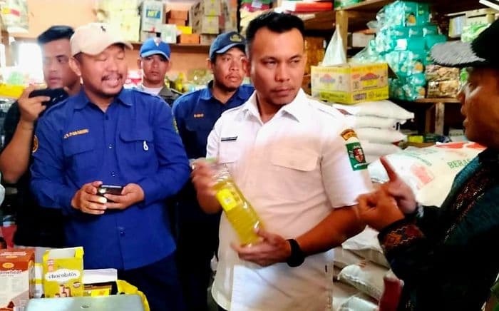 sidak_pasar_serbelawan_wabup_simalungun_temukan_minyakita_dijual_melampaui_het