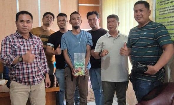 tim_gabungan_tni_tangkap_kurir_satu_kilogram_sabu_di_labuhanbatu