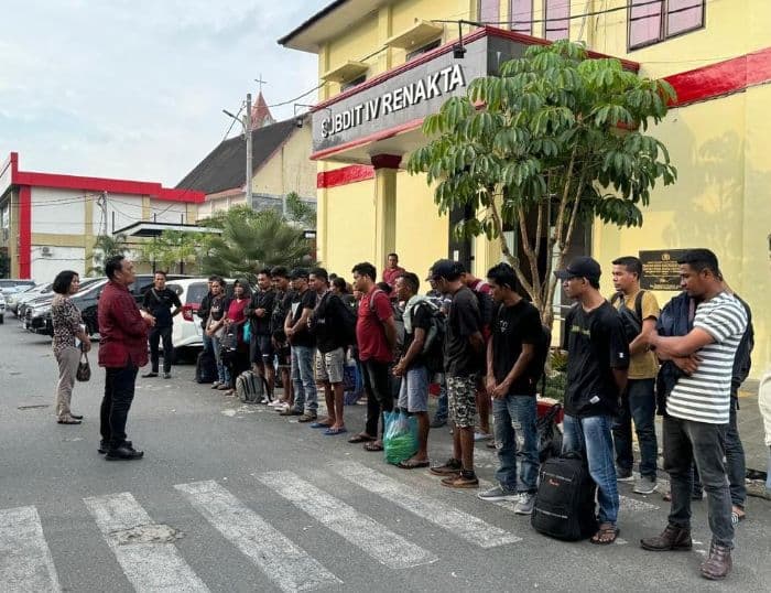 polda_sumut_tangkap_tiga_calo_pengiriman_26_pmi_ilegal_ke_malaysia