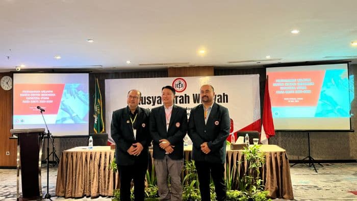 terpilih_secara_aklamasi_sebagai_ketua_idi_sumut_periode_20252028_ini_target_dr_ery_suhaymi