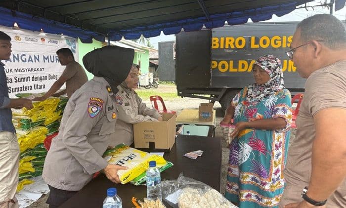 polda_sumut_targetkan_tiap_polres_salurkan_543_ton_beras_sphp
