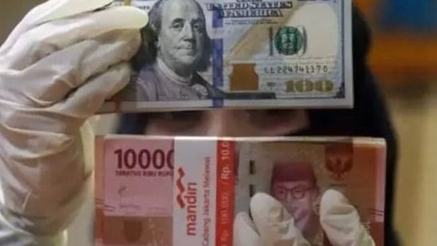 sore_ini_rupiah_melemah_di_angka_rp16601