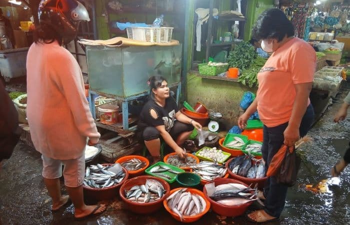 tangkapan_nelayan_menurun_akibat_cuaca_buruk_harga_ikan_kembung_di_siantar_tembus_rp50_ribu