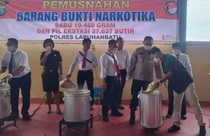 194_kg_sabu_sitaan_milik_warga_labusel_dimusnahkan_polres_labuhanbatu