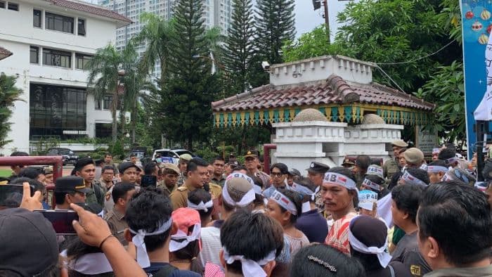 bobby_nasution_temui_massa_pedagang_pasar_petisah_begini_penjelasannya
