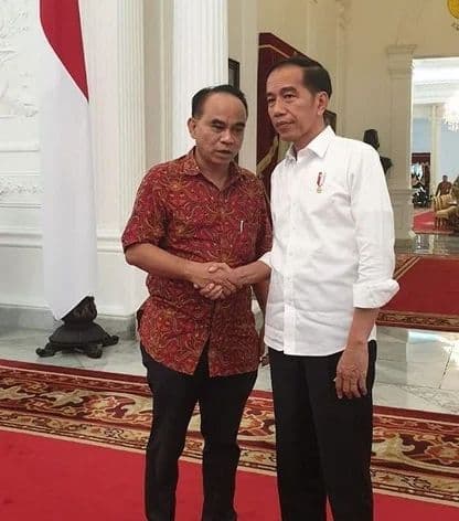 jokowi_dan_budi_arie_setiadi_bertemu_sempat_bahas_bentuk_partai