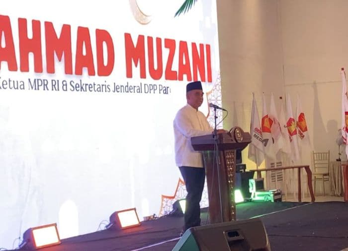 ketua_mpr_ingatkan_pejabat_sumut_agar_tidak_bertindak_sembarangan