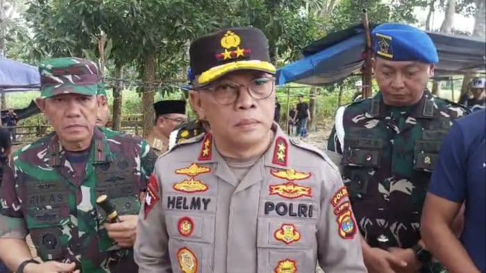 polda_lampung_ungkap_kronologi_tiga_polisi_tewas_ditembak
