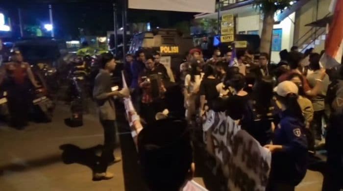 polres_asahan_dituntut_minta_maaf_ke_keluarga_pandu_brata_siregar