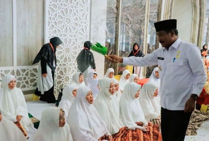 besok_dini_hari_327_jemaah_calhaj_binjai_berangkat_ke_tanah_suci