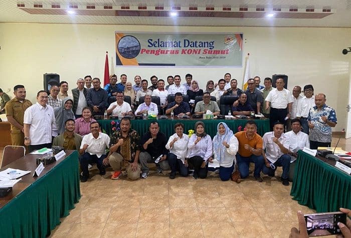 tandatangani_pakta_integritas_ini_susunan_pengurus_koni_sumut_20252029