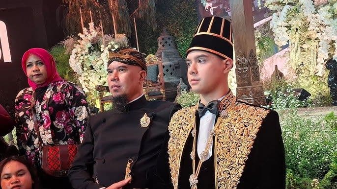 ada_candi_borobudur_dan_prambanan_di_ngunduh_mantu_al_ghazaly_dan_alyssa_daguise